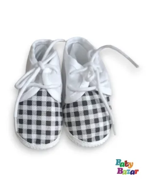 Baby Girl Check Design Design Shoes In Black Color