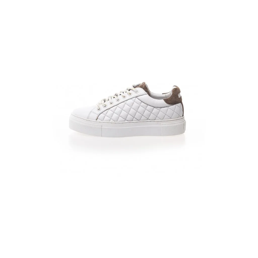Days of fun 22 white sneakers
