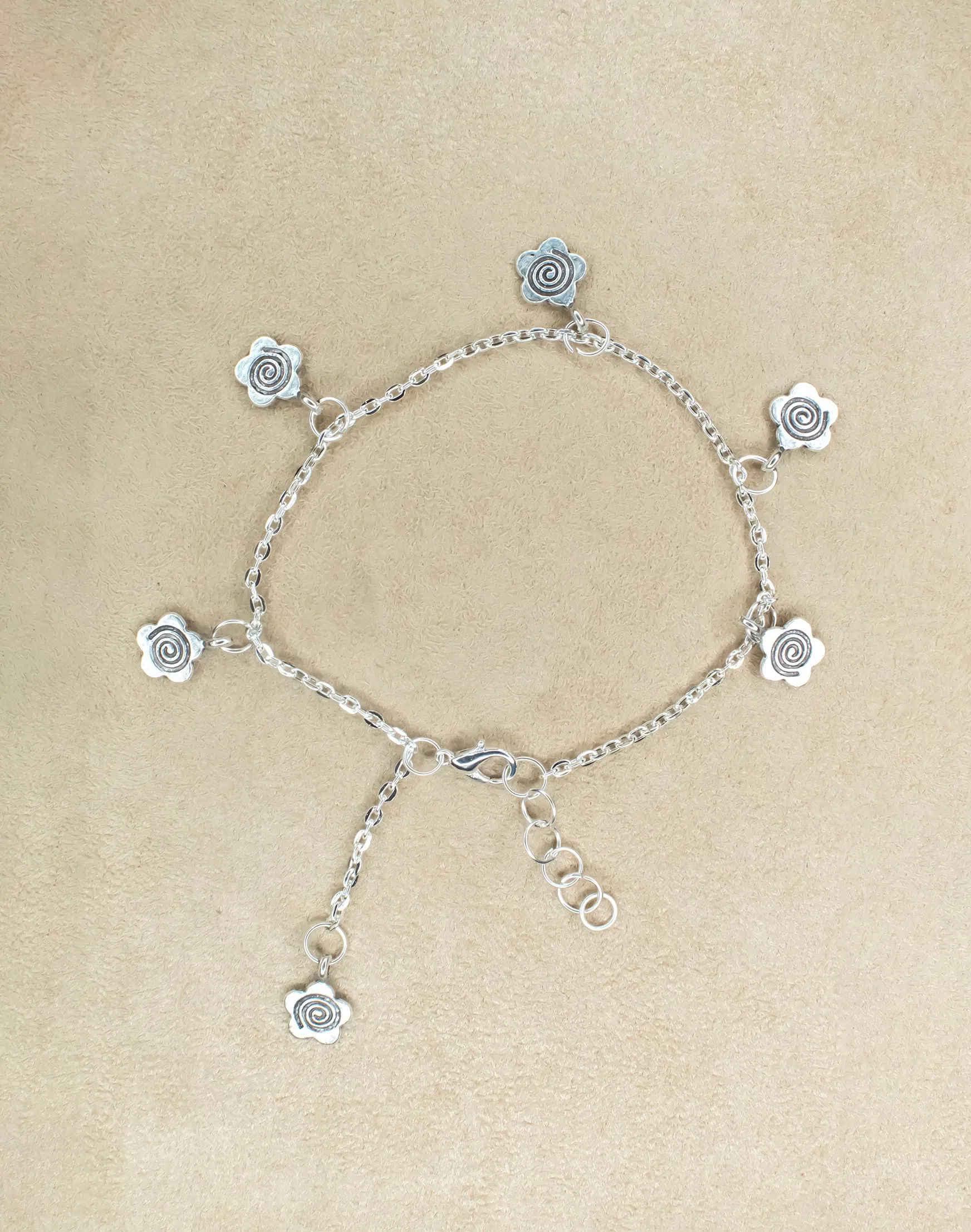 Floral Bracelet : Handmade
