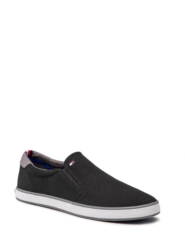 Iconic Slip On Sneak