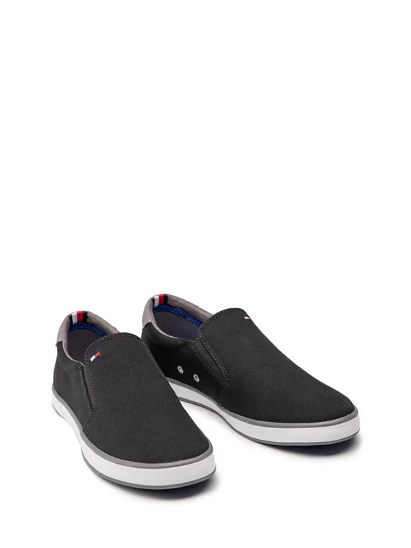 Iconic Slip On Sneak