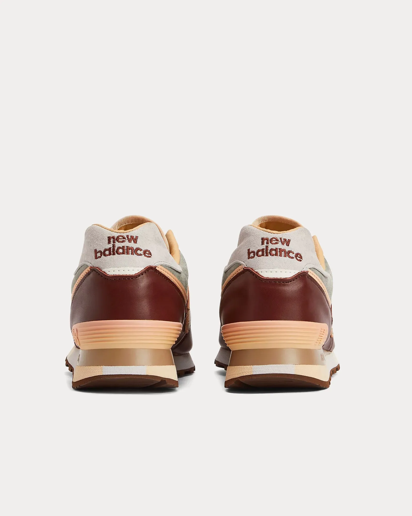 MADE in UK 576 Bitter Chocolate / Puritan Gray / Sheepskin Low Top Sneakers