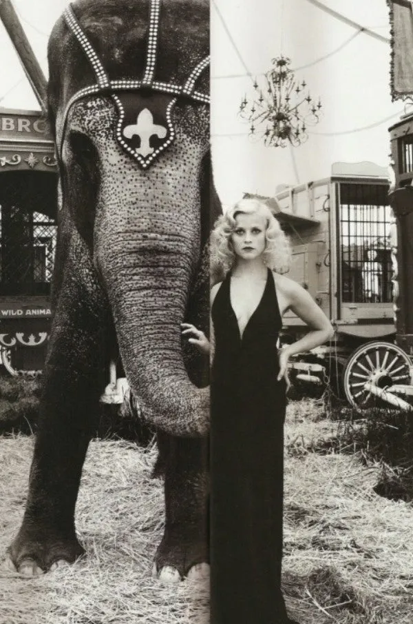 Reese Witherspoon as Marlena Black V-neck Dress from Water for Elephants