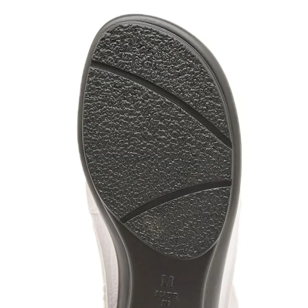 Sandals (blend in as soon as you put them on)