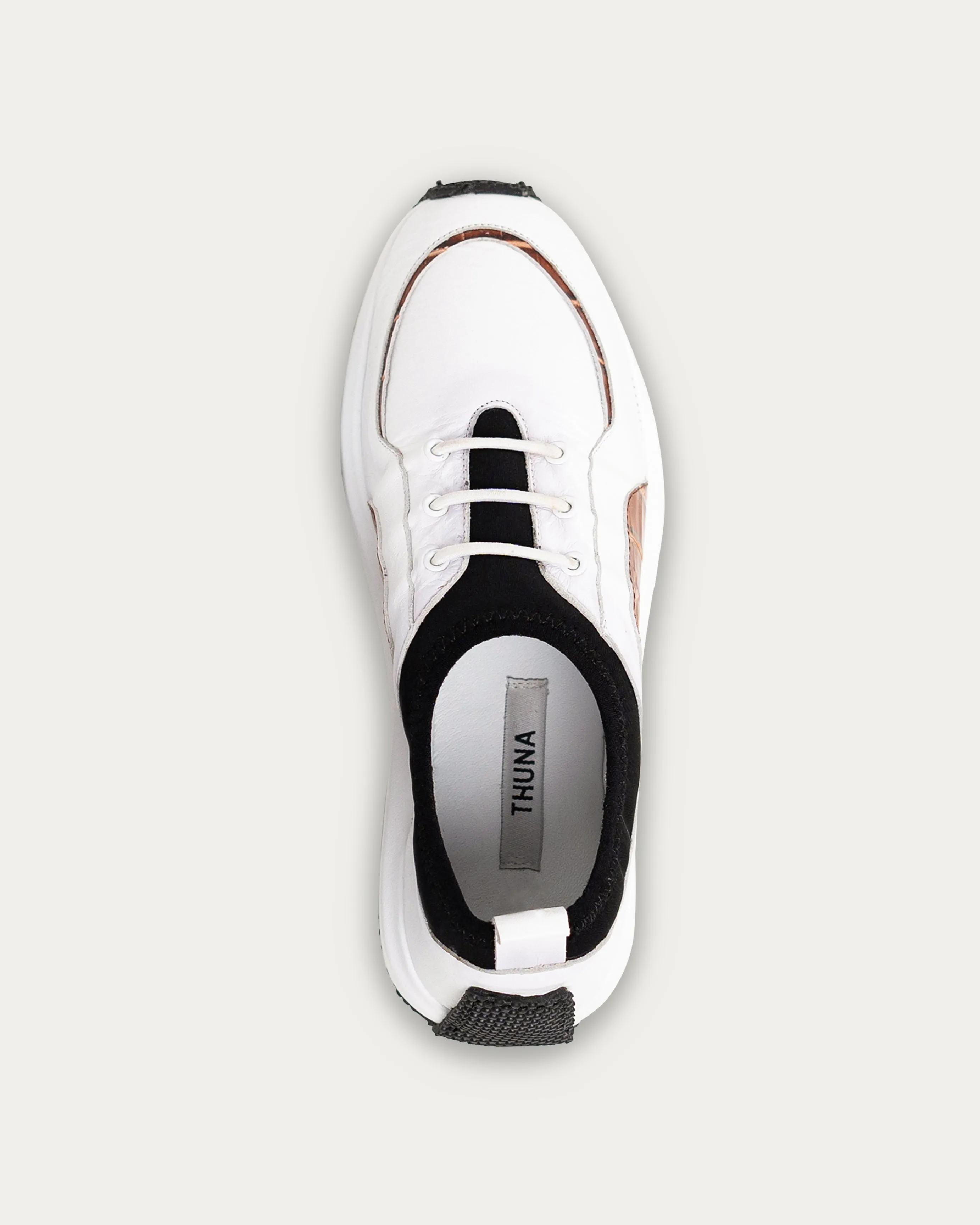 Seela white sneaker
