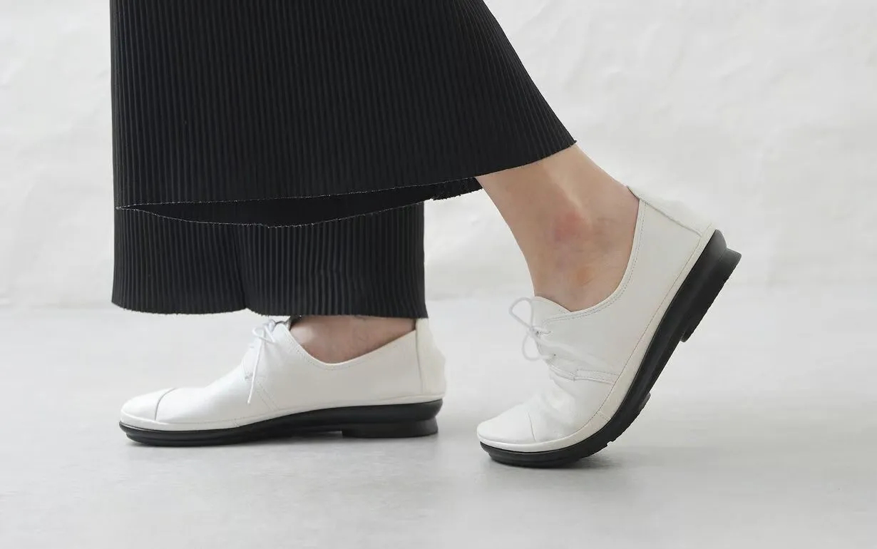 Shoes (blend in as soon as you put them on)