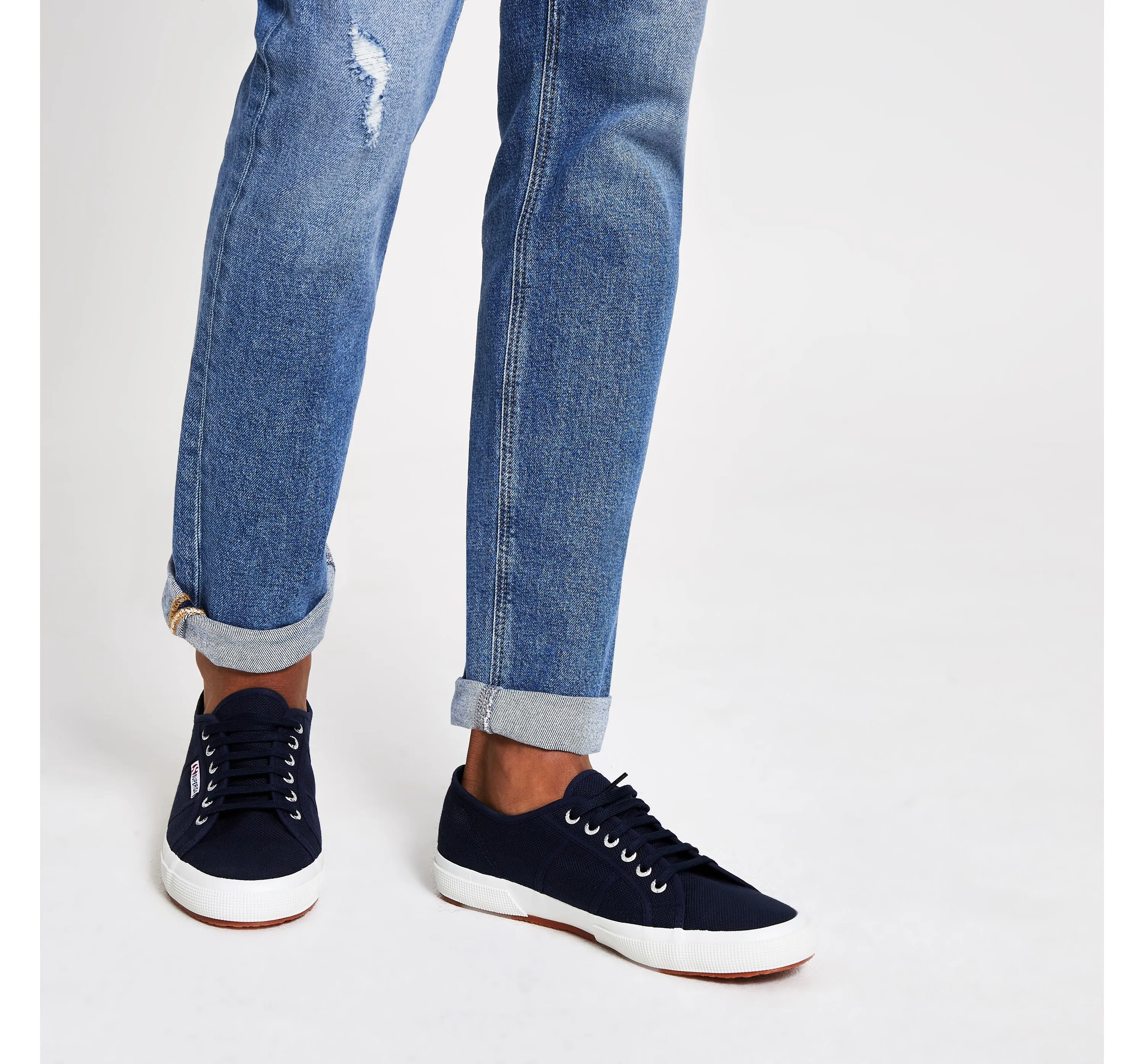 Superga 2750 Cotu Classic Unisex Lace Up Fashion Shoe Sneaker White Navy Canvas (41 (US Men's 8, US Women's 9.5) Medium, NAVY)
