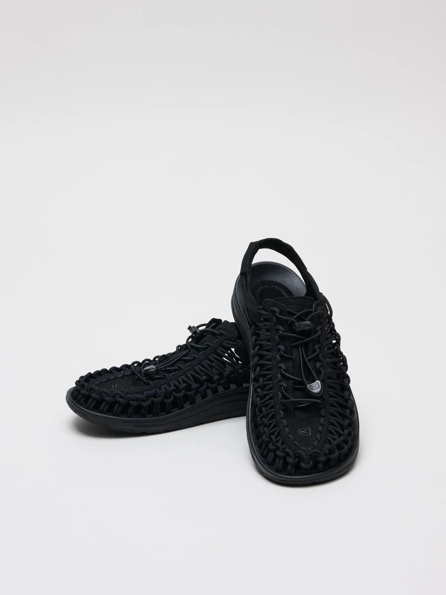 Uneek, Black/Black